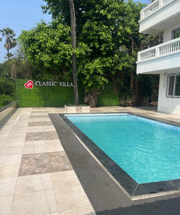 Classic Villa Pālghar Esterno foto